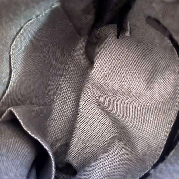 😍🌻 Vince Camuto New York Grey Leather Crossbody Bag - Picture 2 of 14